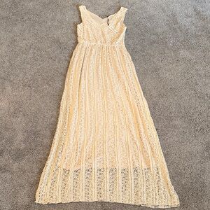 Lace Cream Maxi Dress